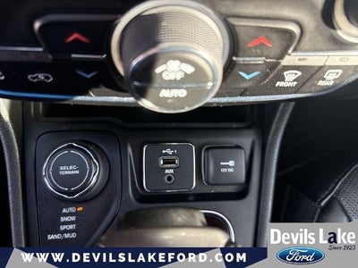 2023 Jeep Cherokee Altitude Lux