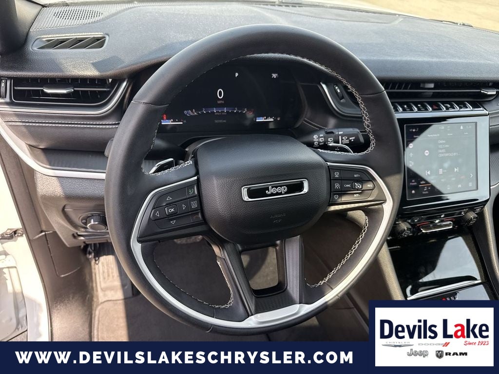 2024 Jeep Grand Cherokee L Laredo / Altitude