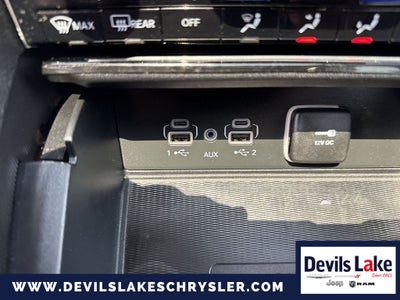 2024 Jeep Grand Cherokee L Laredo / Altitude