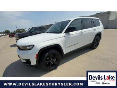 2024 Jeep Grand Cherokee L Laredo / Altitude