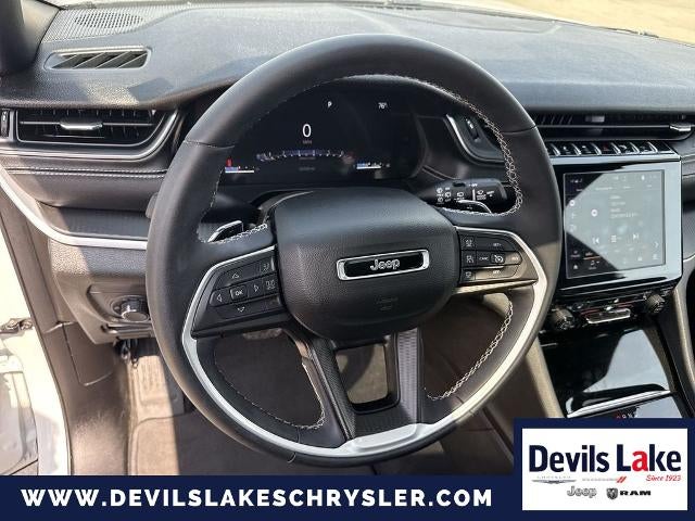 2024 Jeep Grand Cherokee L Laredo / Altitude