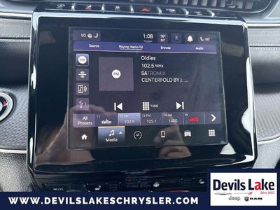 2024 Jeep Grand Cherokee L Laredo / Altitude