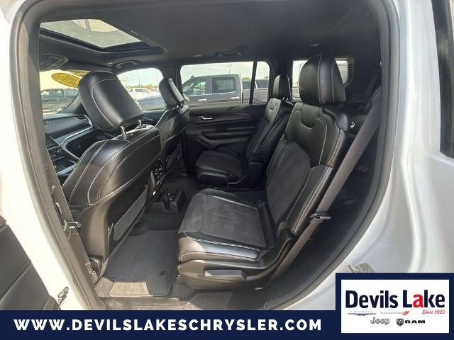 2024 Jeep Grand Cherokee L Laredo / Altitude