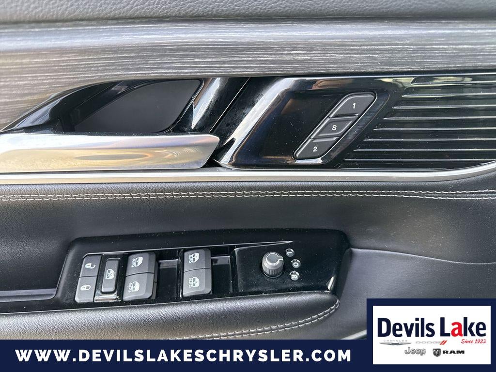 2023 Jeep Wagoneer L Series III