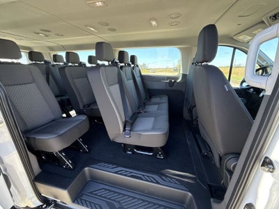 2025 Ford Transit Wagon XL