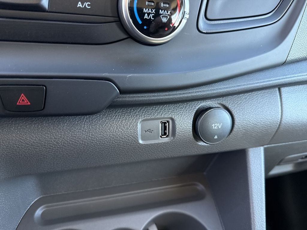 2025 Ford Transit Wagon XL