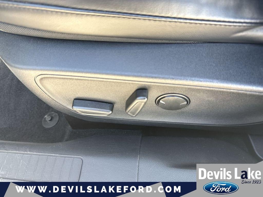 2025 Ford Escape ST Line Select