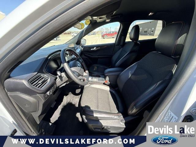 2025 Ford Escape ST Line Select