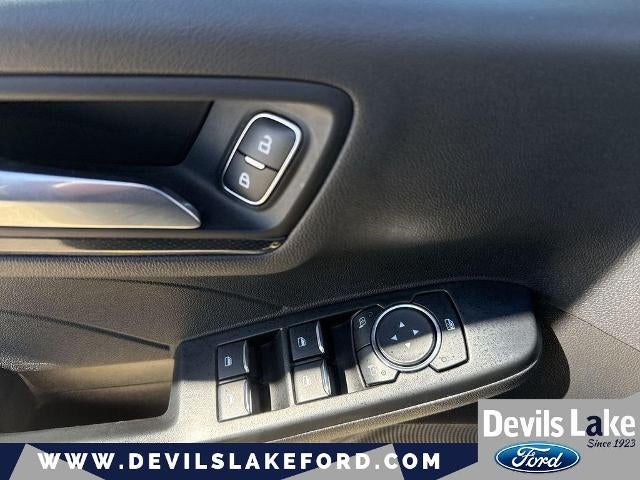 2025 Ford Escape ST Line Select
