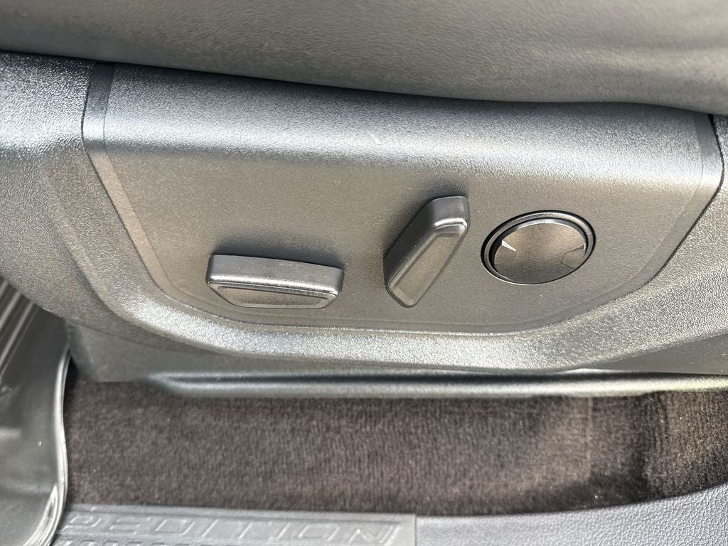 2022 Ford Expedition MAX XLT