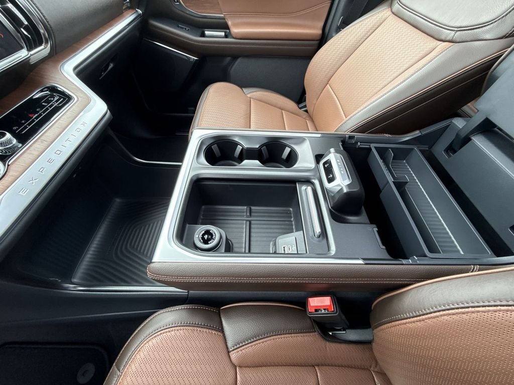 2026 Ford Expedition MAX King Ranch