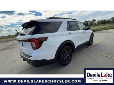 2025 Ford Explorer ST-Line