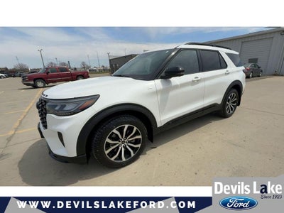 2025 Ford Explorer ST-Line