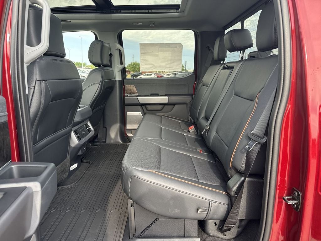 2026 Ford F-350 F-350® Lariat®