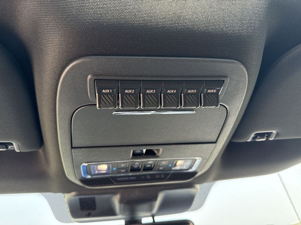 2025 Ford F-350 Platinum