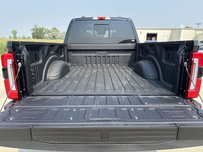 2025 Ford F-350 Platinum