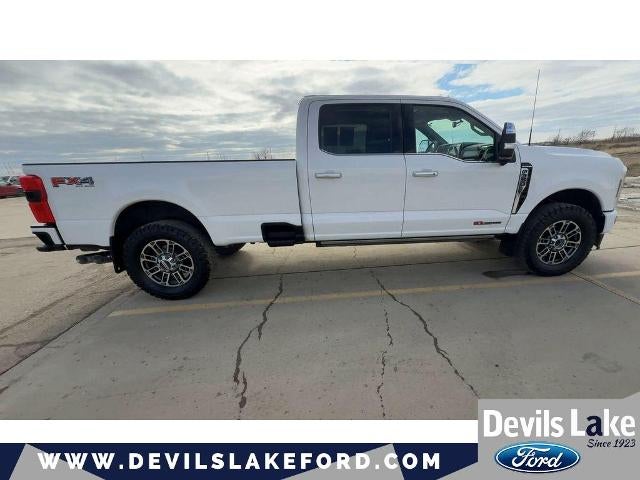 2025 Ford F-350 Platinum