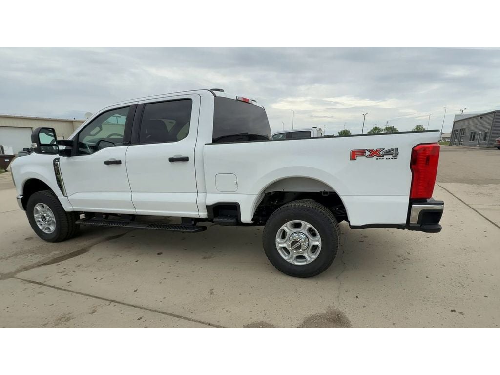2026 Ford F-350 XLT