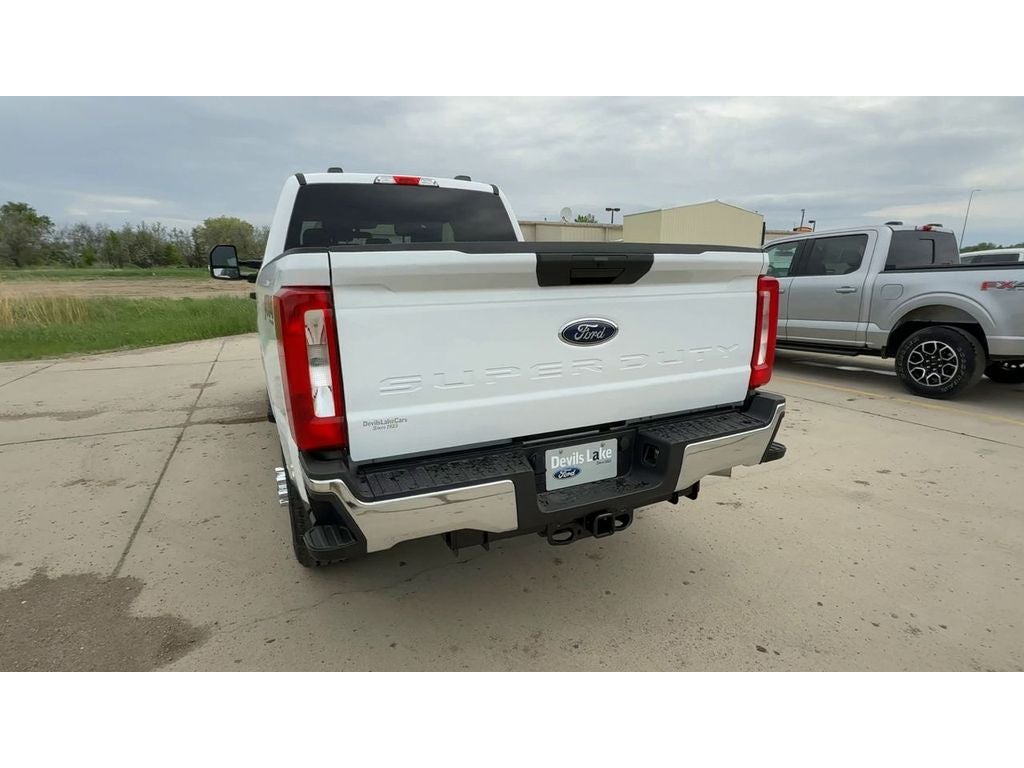 2026 Ford F-350 XLT