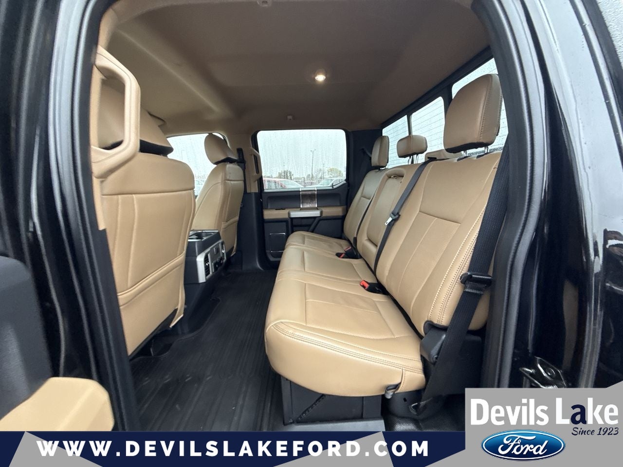 2022 Ford F-350 LARIAT