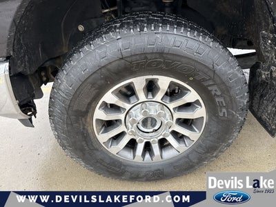 2022 Ford F-350 LARIAT