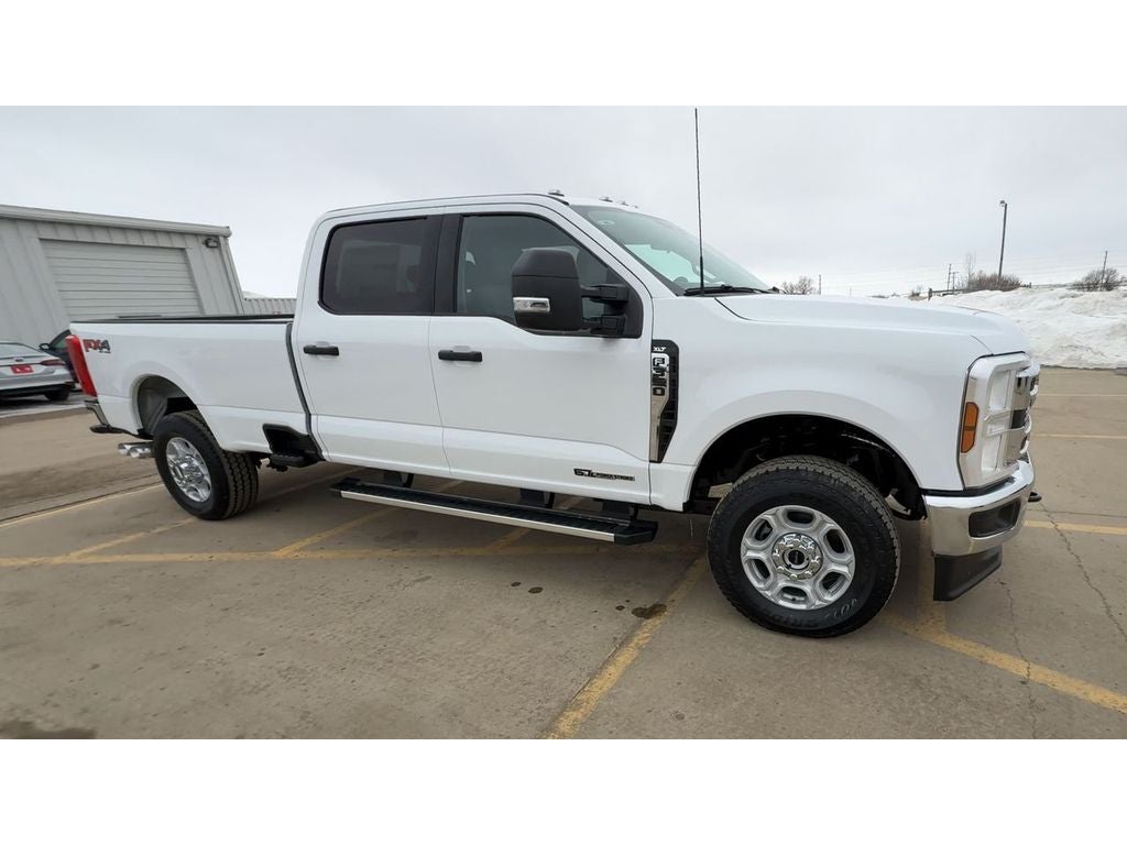 2026 Ford F-350 XLT
