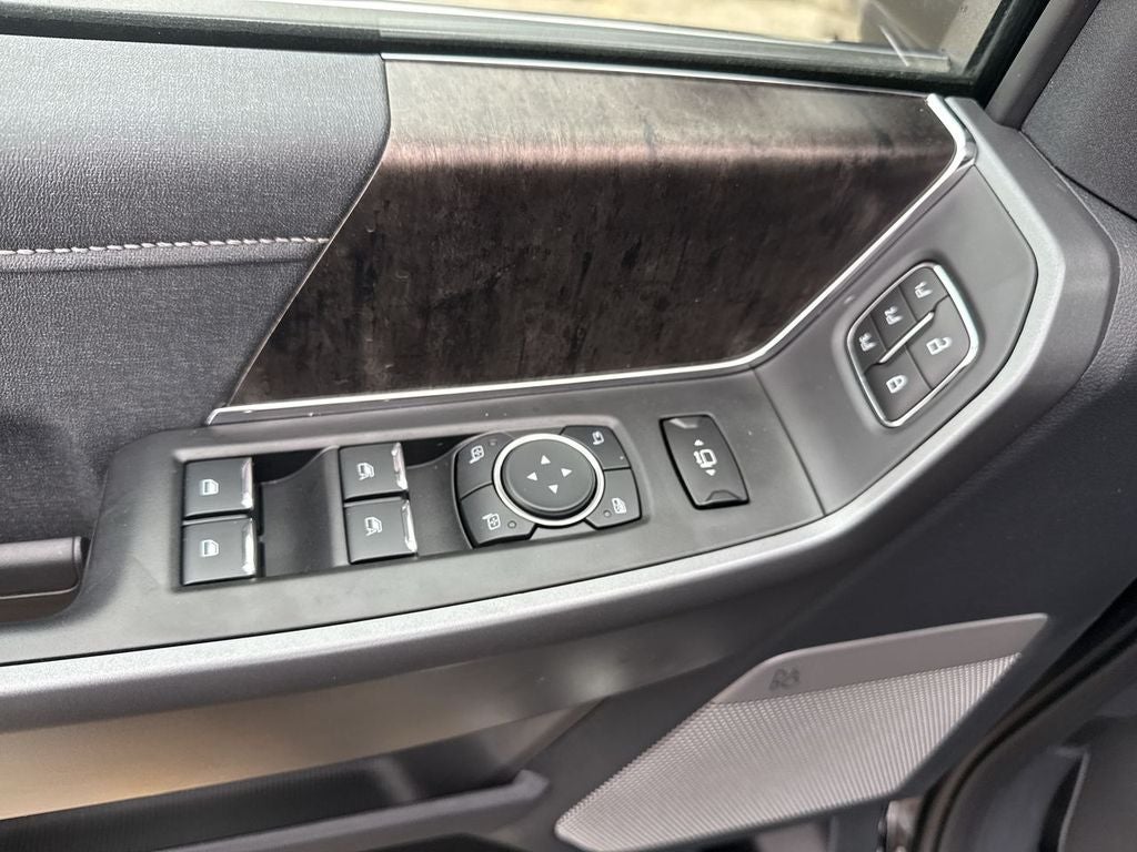 2026 Ford F-350 F-350® Lariat®