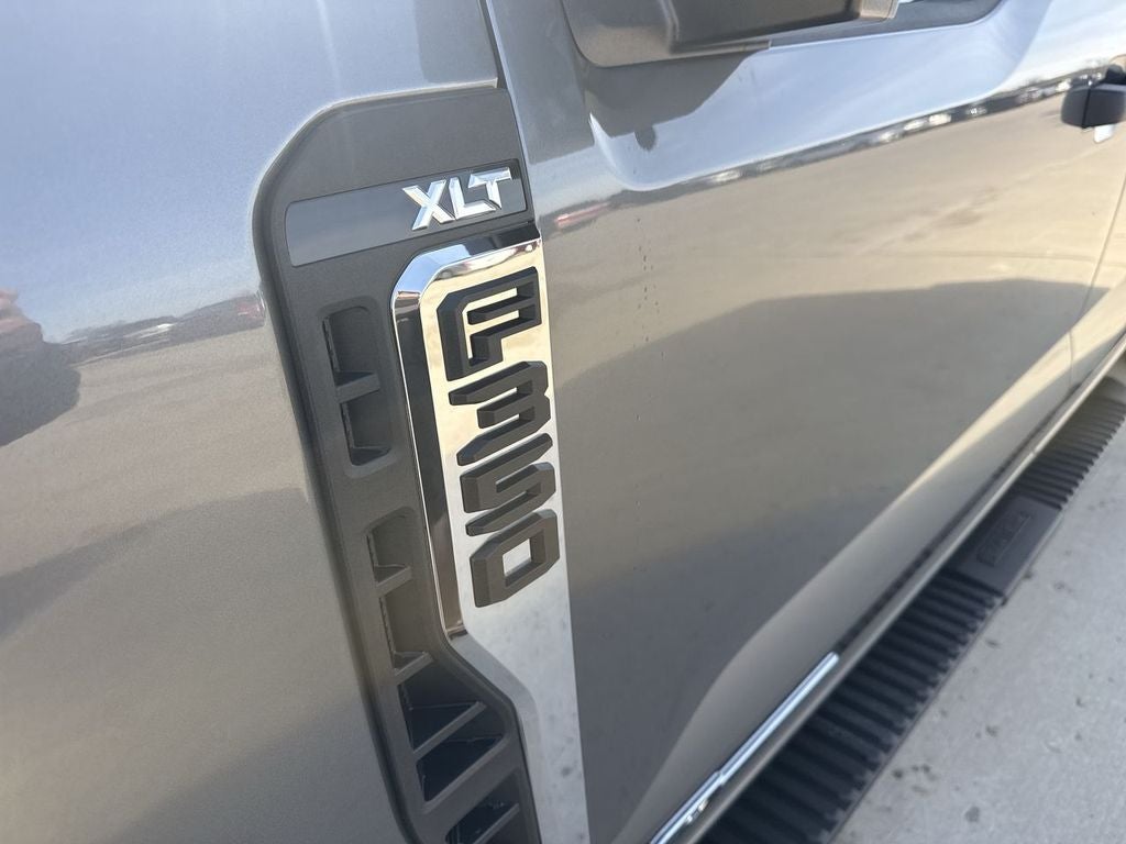 2026 Ford F-350 XLT