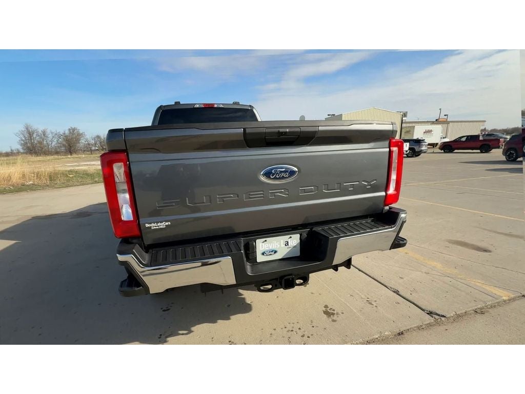 2026 Ford F-350 XLT