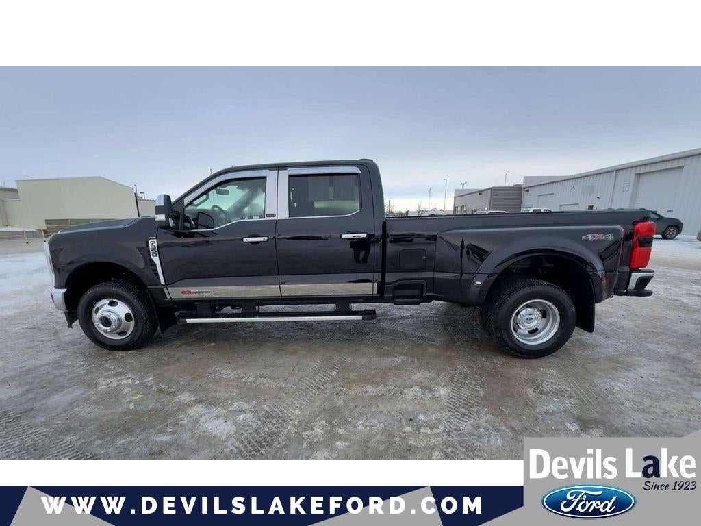 2025 Ford F-350 LARIAT