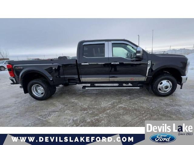 2025 Ford F-350 LARIAT