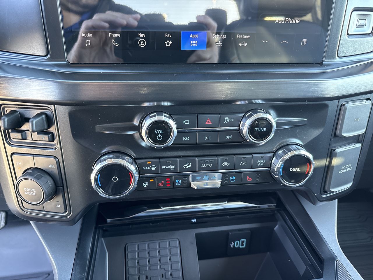 2027 Ford F-350 F-350® Lariat®