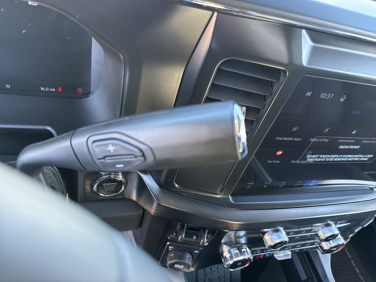 2027 Ford F-350 F-350® Lariat®