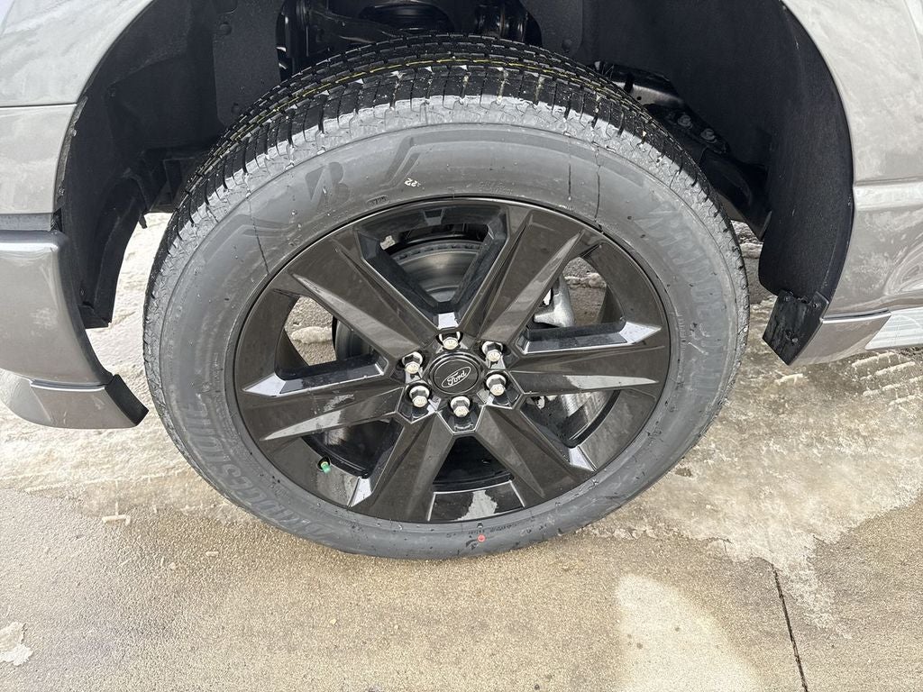 2025 Ford F-150 STX Lobo