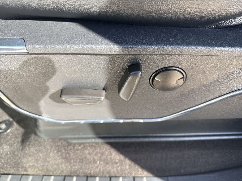 2022 Ford F-150 Base