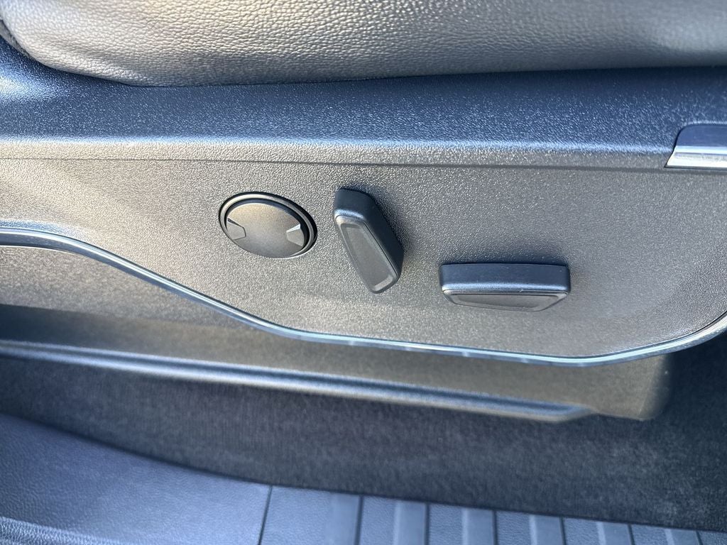 2022 Ford F-150 Base