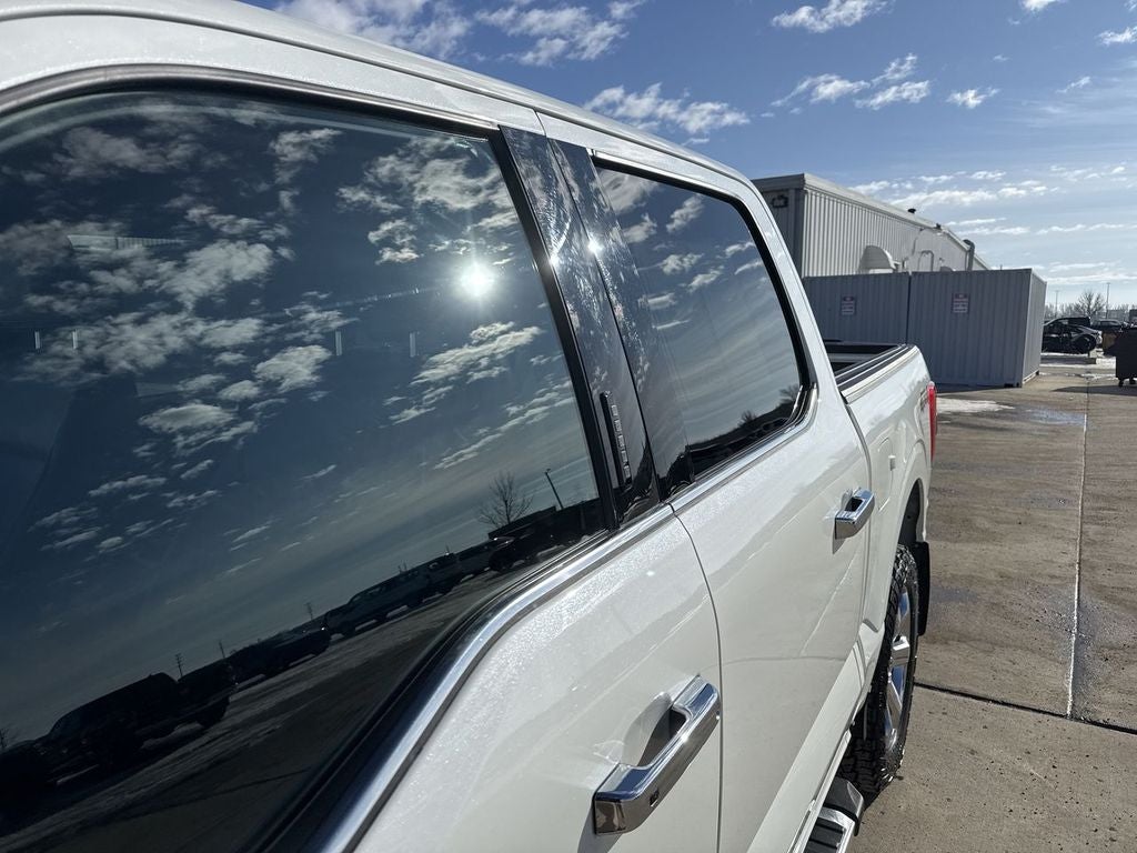 2022 Ford F-150 Base