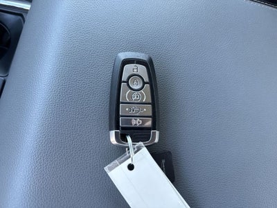 2022 Ford F-150 Base