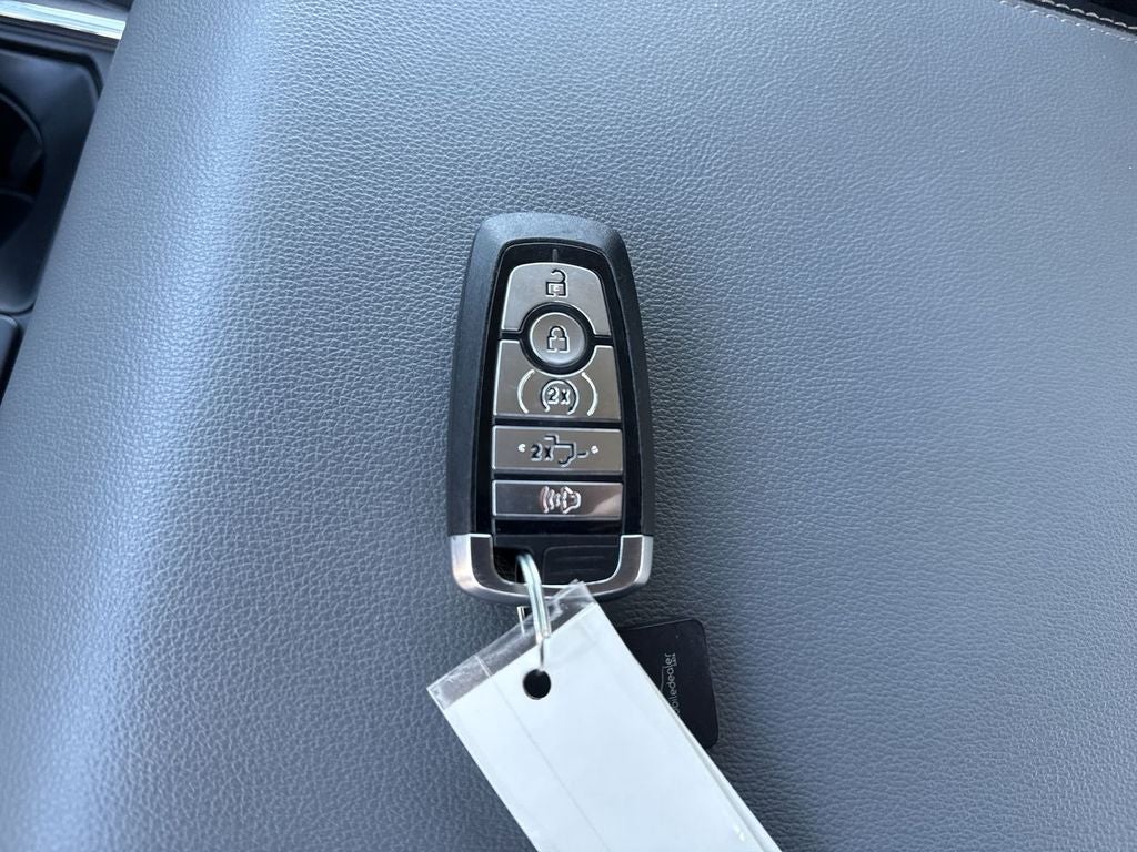 2022 Ford F-150 Base