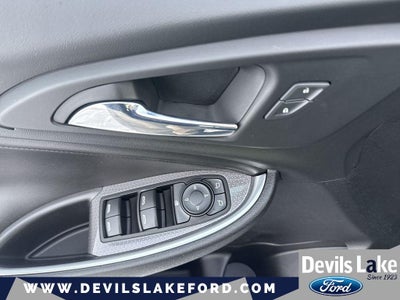 2017 Chevrolet Malibu LT (1LT)