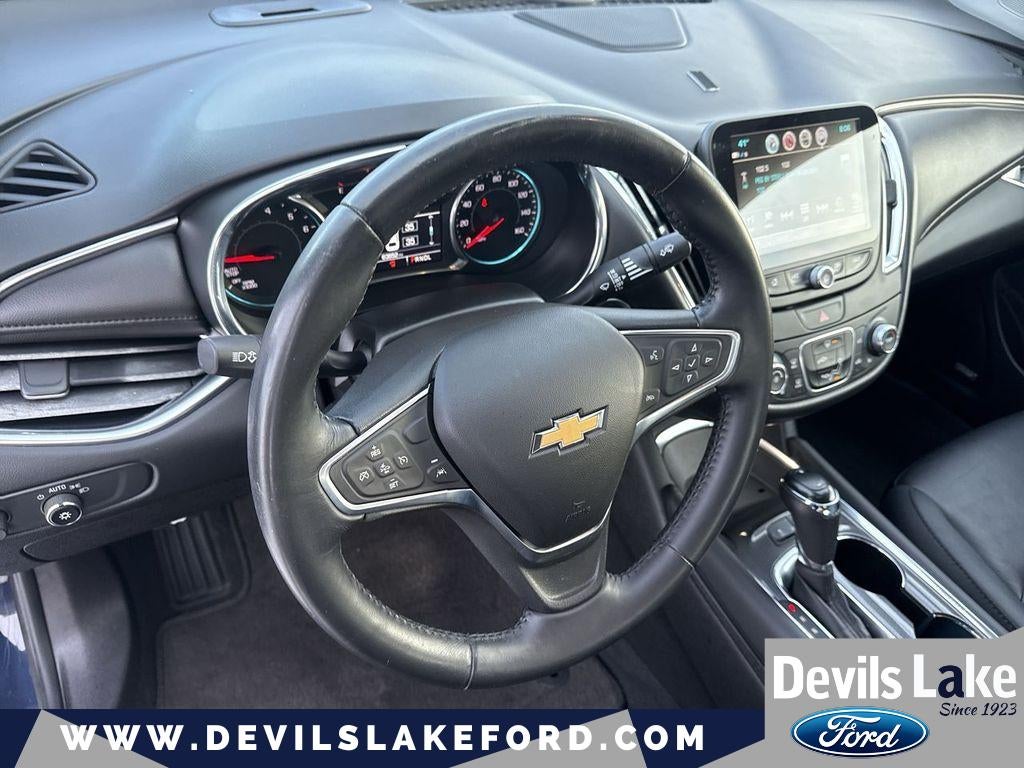 2017 Chevrolet Malibu LT (1LT)