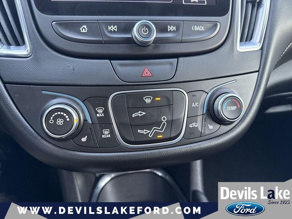 2017 Chevrolet Malibu LT (1LT)