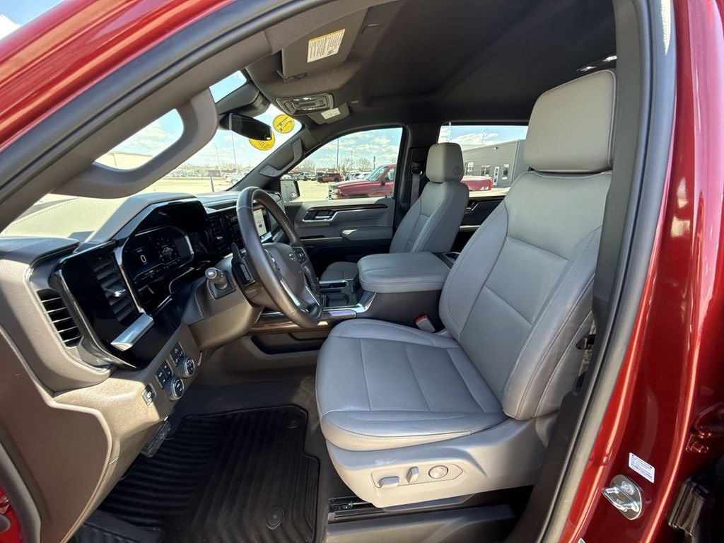2024 Chevrolet Silverado RST