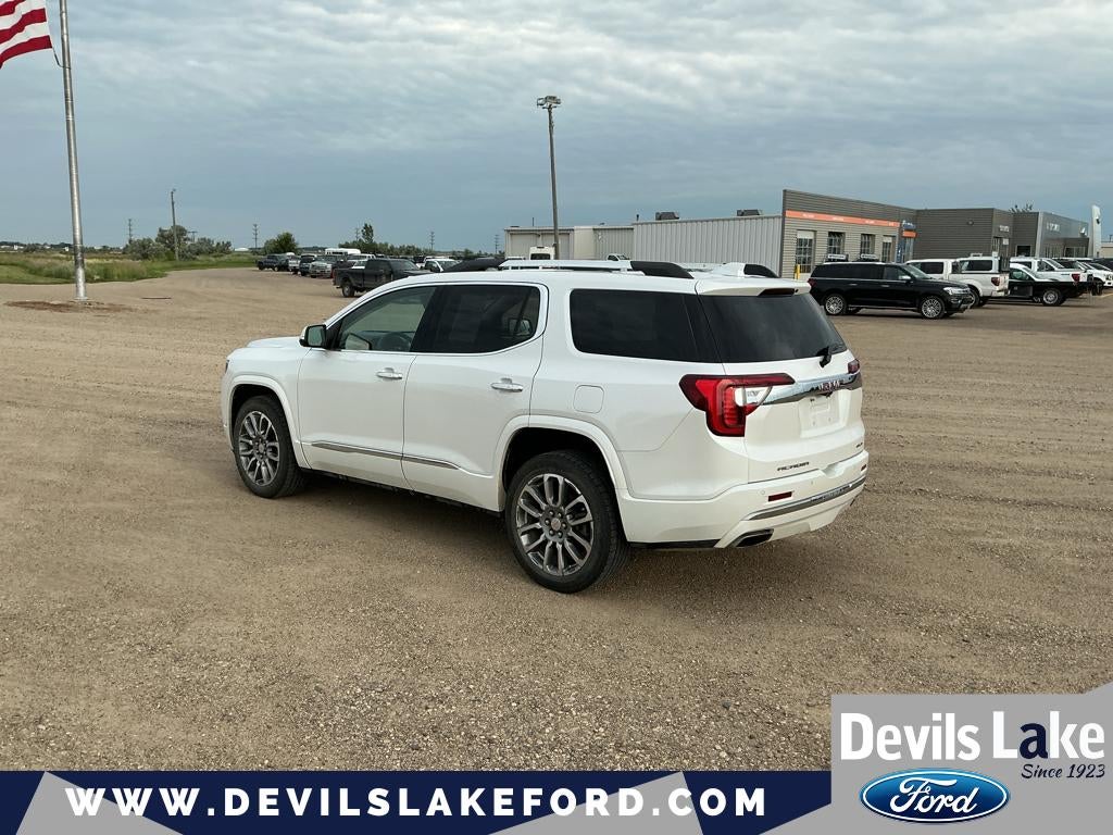 2023 GMC Acadia Denali