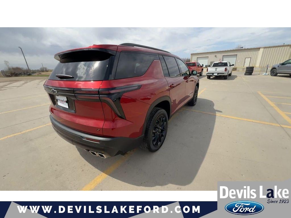 2024 Chevrolet Traverse FWD LT