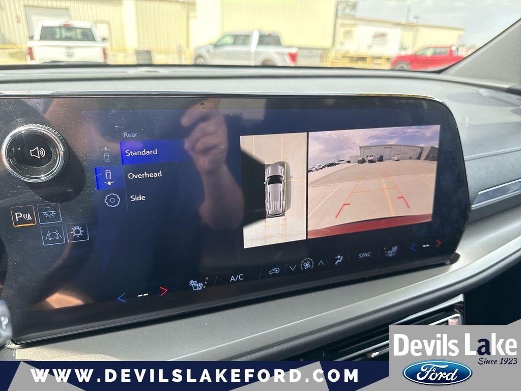 2024 Chevrolet Traverse FWD LT