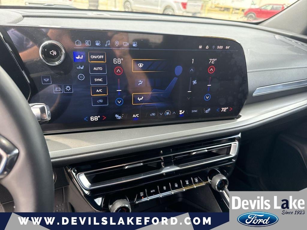 2024 Chevrolet Traverse FWD LT