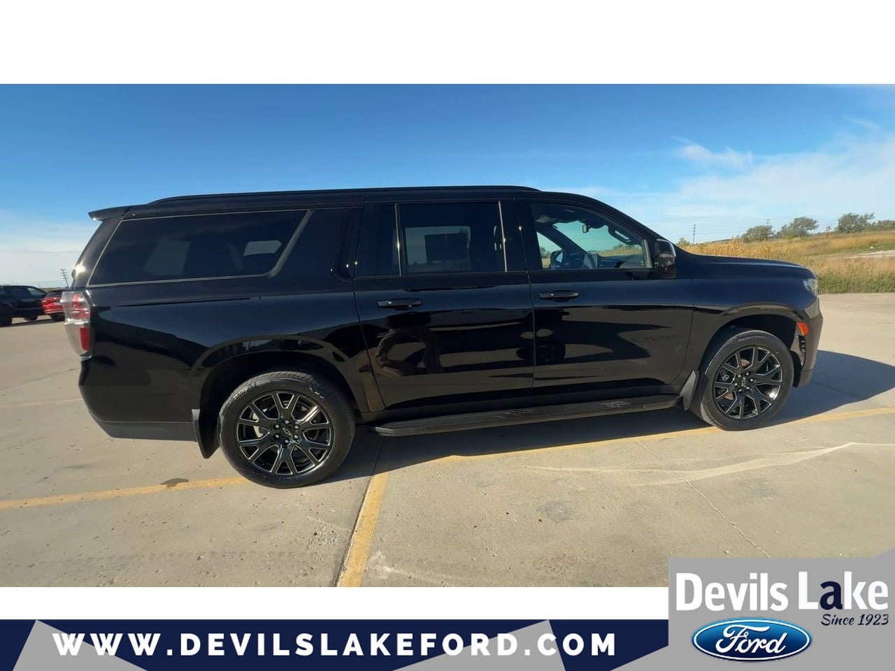 2024 Chevrolet Suburban RST