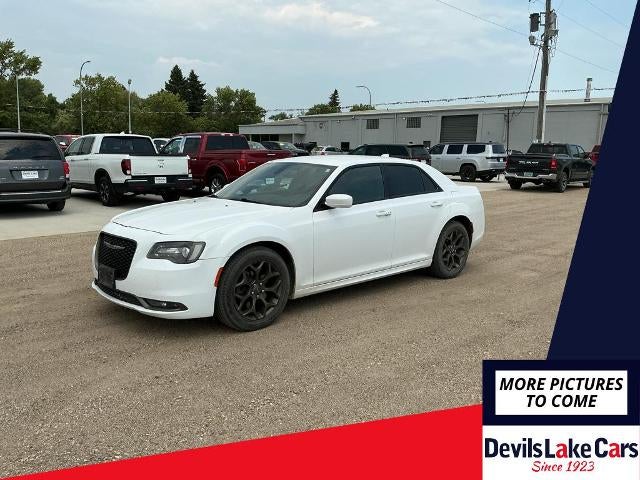 2016 Chrysler 300S 300S Alloy Edition