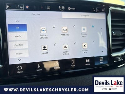 2025 Chrysler Pacifica Select